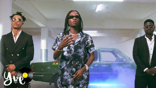 Kweku Darlington Aketesia video 500x281 - Kweku Darlington ft. Laycon & Medikal - Aketesia (Official Video)