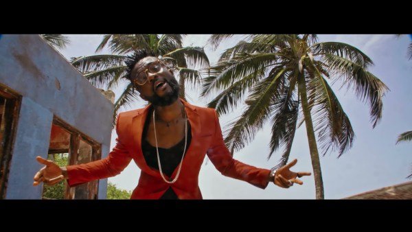 king kraxy ft vacs video 500x281 - King Kraxy - Forgetti Obiaa feat. Vacs (Official Video)