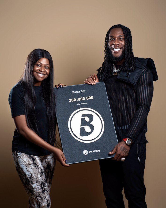 Burna Boy Boomplay, Burna Boy becomes the first African musician to hit 200m streams on Boomplay