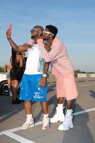 King Promise Omah Lay Toes, Behind The Scene Images Of Omah Lay And King Promise On Set | WATCH