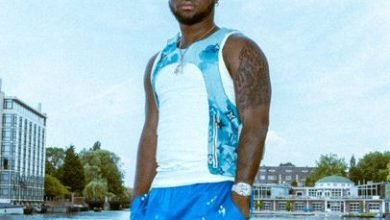 King Promise Omah Lay Toes, Behind The Scene Images Of Omah Lay And King Promise On Set | WATCH