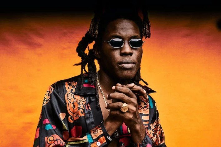 Rocky Dawuni features Blvk H3ro, Rocky Dawuni features Blvk H3ro on ‘Neva Bow Down’